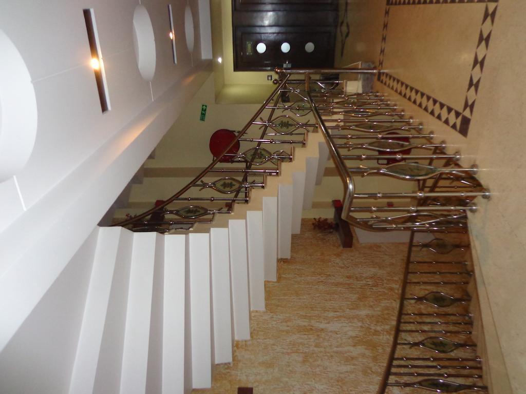 Shivdev International Near Railway Station Hotel 3*